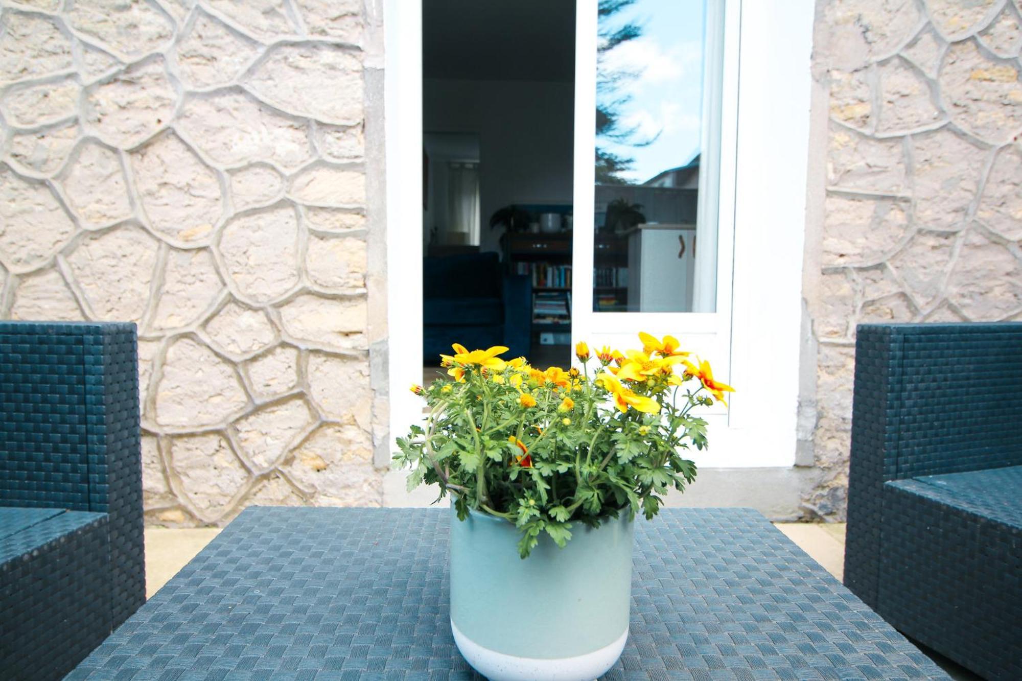Appartement Avec Terrasse Privee, Plage A Pied Saint-Aubin-Sur-Mer  Exteriör bild