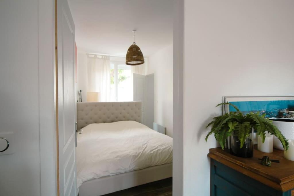 Appartement Avec Terrasse Privee, Plage A Pied Saint-Aubin-Sur-Mer  Exteriör bild