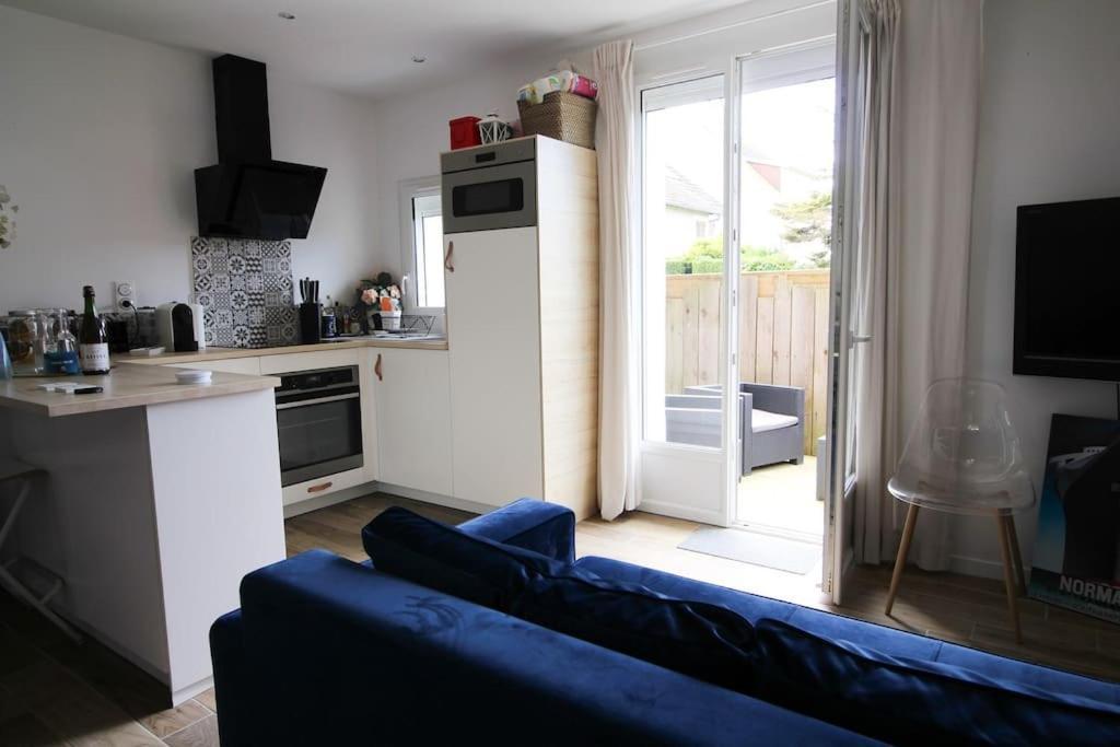 Appartement Avec Terrasse Privee, Plage A Pied Saint-Aubin-Sur-Mer  Exteriör bild